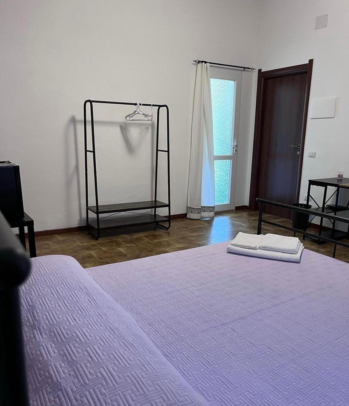 Bed and Breakfast Bidd'E Majori à San Priamo Extérieur photo