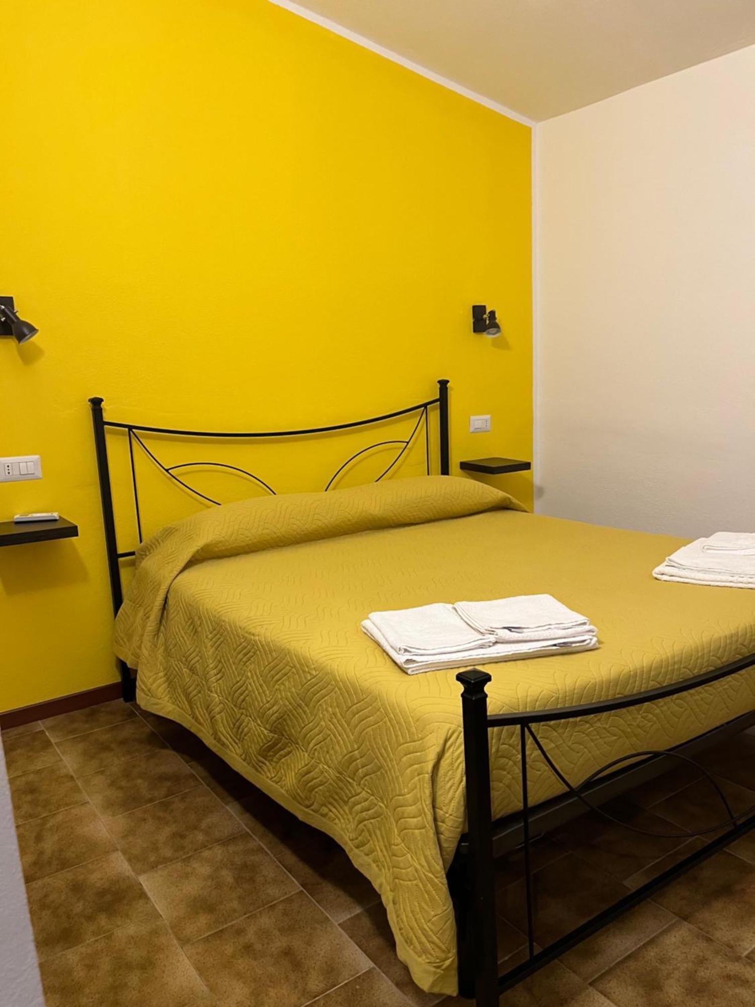 Bed and Breakfast Bidd'E Majori à San Priamo Extérieur photo